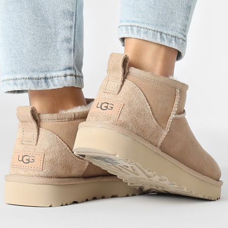 UGG - Botas Mujer Classic Ultra Mini 1116109 Arena