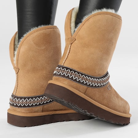 UGG - Klassieke korte Crescent 1161770 Chestnut Dameslaarzen