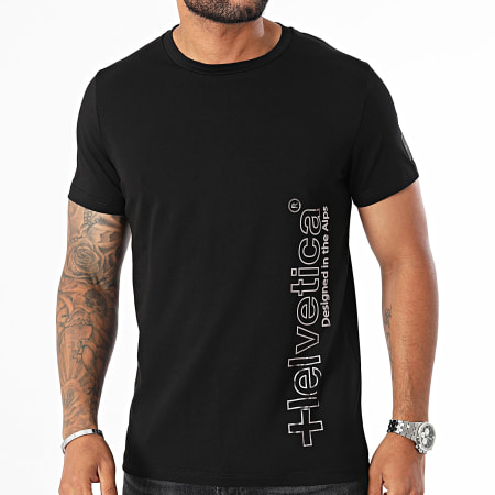 Helvetica - Hunter T-shirt Zwart