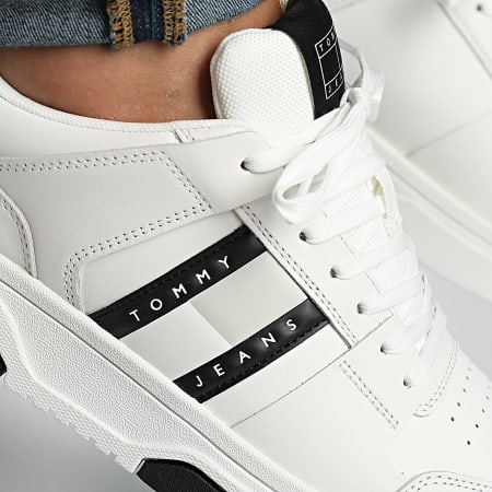 Tommy Jeans - The Brooklyn Leather Essential 1521 Zwarte Sneakers