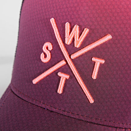 Watts - Tokyo Trucker Cap Nero Rosa Viola Gradiente