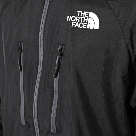 The North Face - Coupe-Vent Capuche YI Wind A89GN Noir