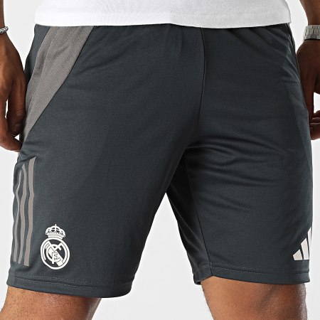 Adidas Sportswear - Pantaloncini da jogging Real Madrid IT5135 Nero