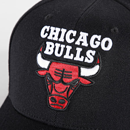 Mitchell and Ness - HHSSINTL1265 Chicago Bulls Cap Zwart