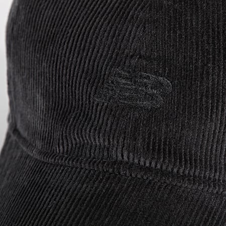 New Balance - Cappello a 6 pannelli in velluto a coste LAH43005 Nero