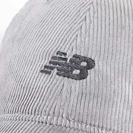 New Balance - Cappello a 6 pannelli in velluto a coste LAH43005 Grigio