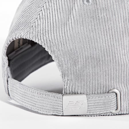 New Balance - Cappello a 6 pannelli in velluto a coste LAH43005 Grigio