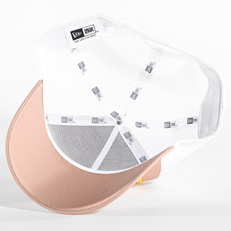 New Era - Cappello piatto per camionisti 60588624 Beige Bianco