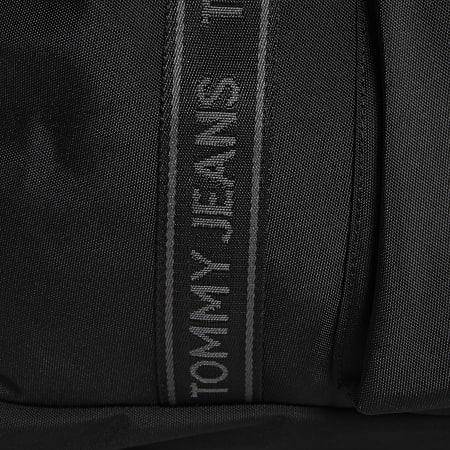 Tommy Jeans - Essential Daily Duffle Sporttas 2411 Zwart