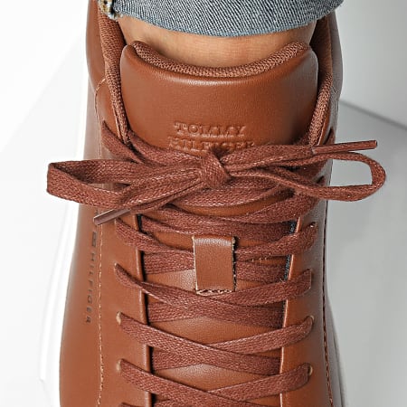 Tommy Hilfiger - Baskets Court Seasonal Winter 5207 Winter Cognac