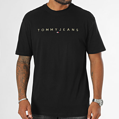 Tommy Jeans - Tee Shirt Regular Fit Goud Lineair Logo 9694 Zwart Goud