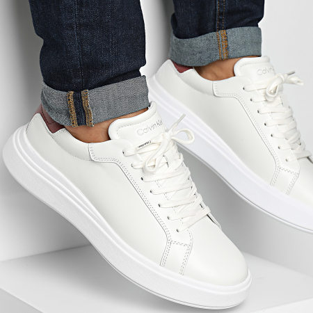 Calvin Klein - Sneakers Low Top Lace Up in pelle 1016 White Apple Butter