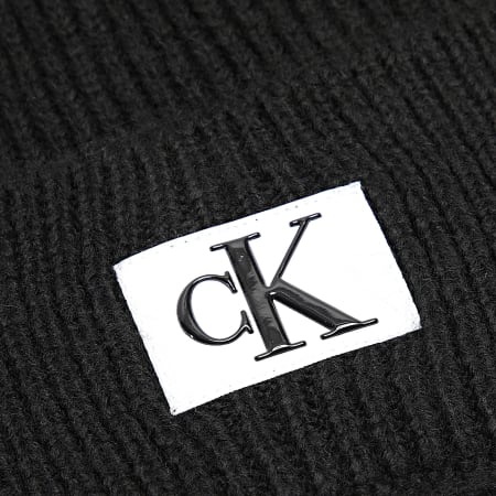 Calvin Klein - Seasonal Patch Beanie 2451 Negro