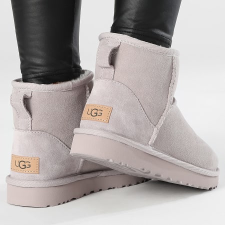 UGG - Klassieke dameslaarzen Mini II 1016222 Pale Smoke