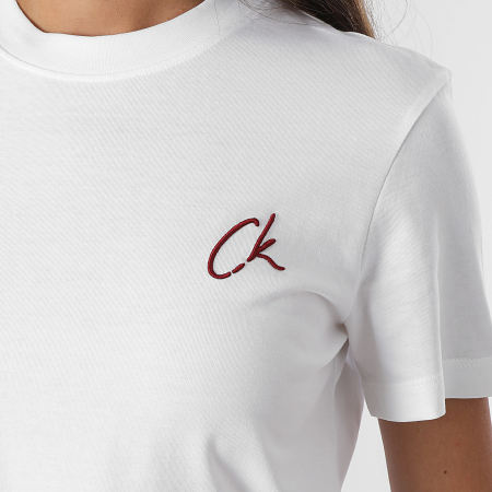 Calvin Klein - Camiseta blanca de mujer 4439