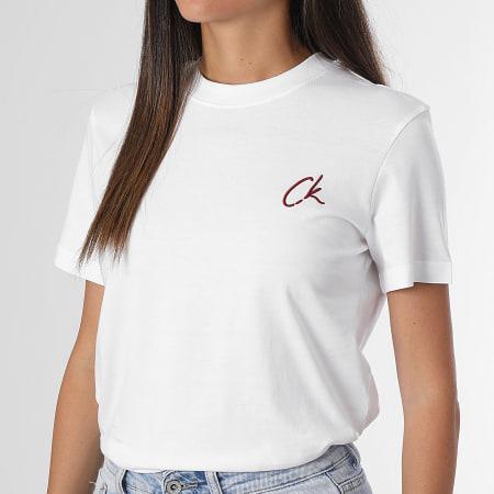 Calvin Klein - Camiseta blanca de mujer 4439