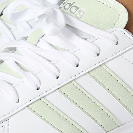 Adidas Sportswear - Grand Court 2.0 Damesschoenen IH7343 Cloud White Linen Green Matte Silver