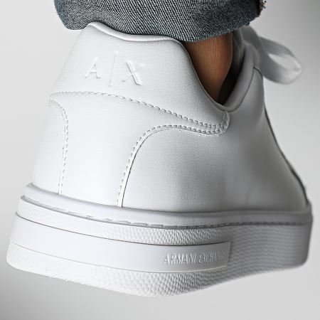Armani Exchange - Baskets XM000141-AF11912 Brilliant White