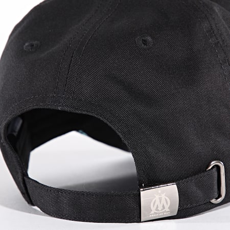 OM - M24019 Cappellino nero oro con logo del tifoso