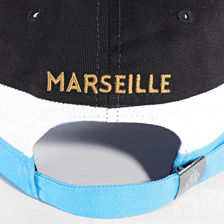 OM - Cappello a strisce M24021 Nero Oro Bianco Azzurro