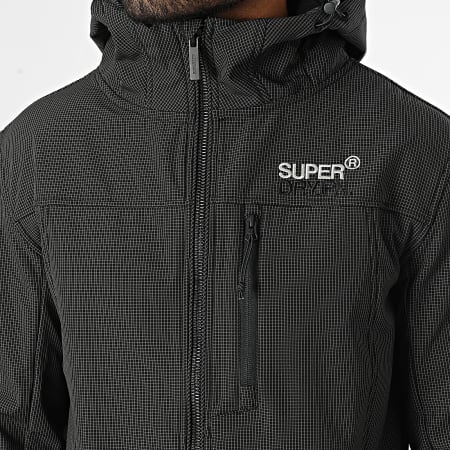 Superdry - Trekker M5011924A Hood Ripstop Softshell Zip Jacket Zwart