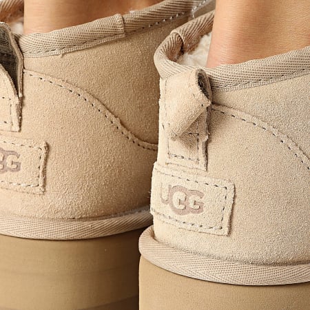 UGG - Laarzen Vrouwen Klassiek Ultra Mini Plateform 1135092 Zand