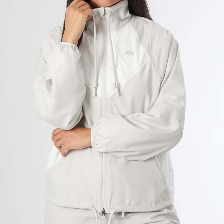 Lacoste - Chaqueta con cremallera y logo de cocodrilo para mujer Beige