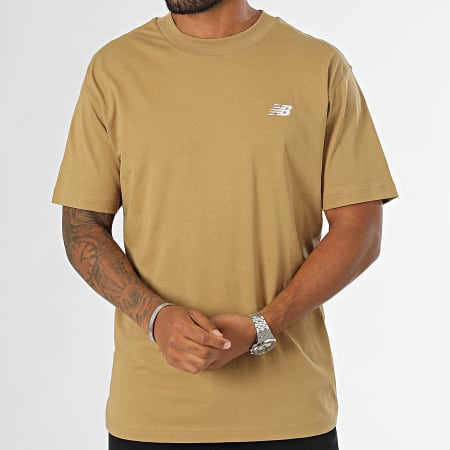 New Balance - T-shirts MT41509 Camel