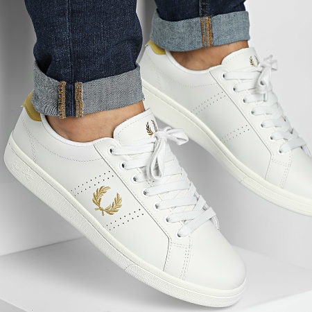 Fred Perry - Zapatillas nido de abeja B721 Piel B6312 Cerdo