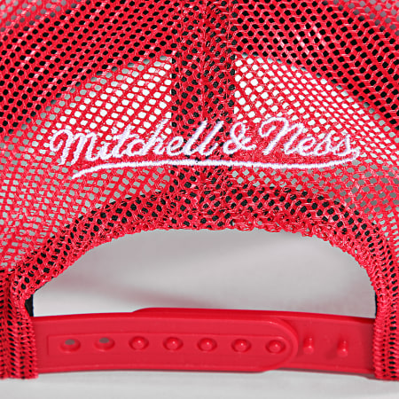 Mitchell and Ness - Chicago Bulls HT8032 Rojo Evergreen Trucker Cap