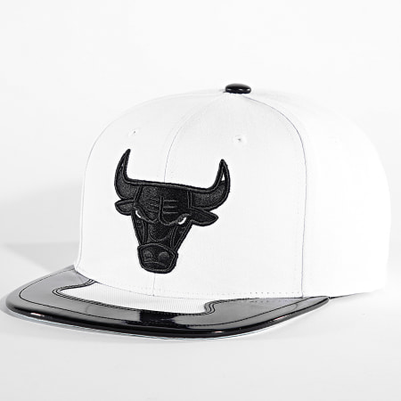 Mitchell and Ness - Chicago Bulls Día 11 NBA Snapback Cap HS8033 Blanco Negro