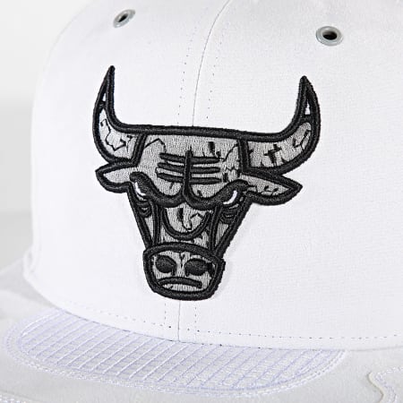 Mitchell and Ness - Chicago Bulls Day 4 Snapback Cap HHSS5822 Blanco