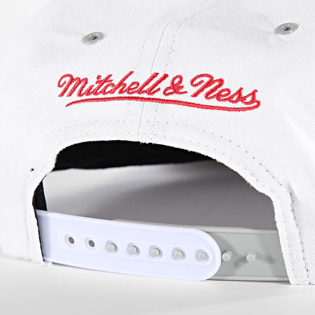 Mitchell and Ness - Chicago Bulls Day 4 Snapback Cap HHSS5822 Blanco