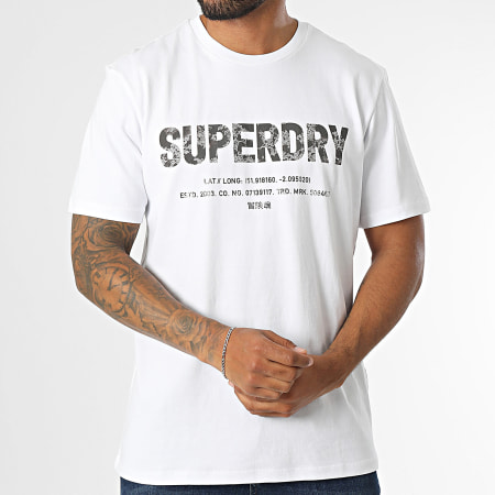 Superdry - Camiseta Loose Fit Utility Sport Logo M1012029A Blanca