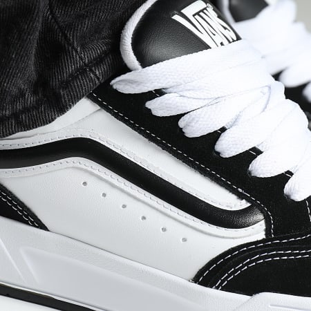 Vans - Hylane D26Y281 Zapatillas Negro Blanco