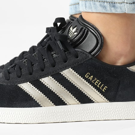 Baskets Femme Gazelle W IG4397 Core Black Cyber Metallic Cloud White