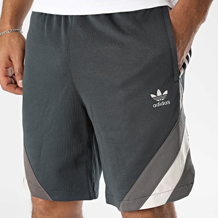 Adidas Originals - Short Jogging Real Madrid IM7468 Gris Anthracite