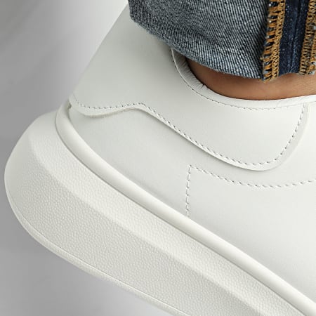 Classic Series - Baskets White