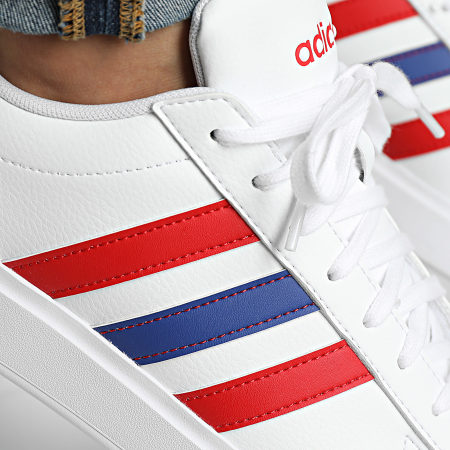Adidas Sportswear - Baskets Grand Court 2.0 IG9224 Footwear White Semi Lucid Blue Better Scarlet