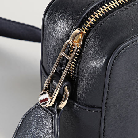 Tommy Hilfiger - Sac A Main Femme Monotype Camera Bag 6439 Bleu Marine