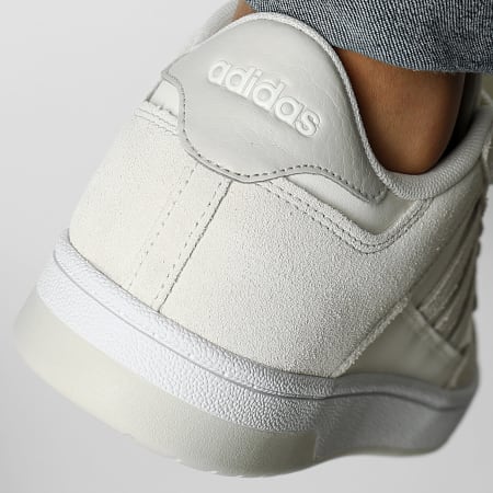 Adidas white sneakers 2018 outlet