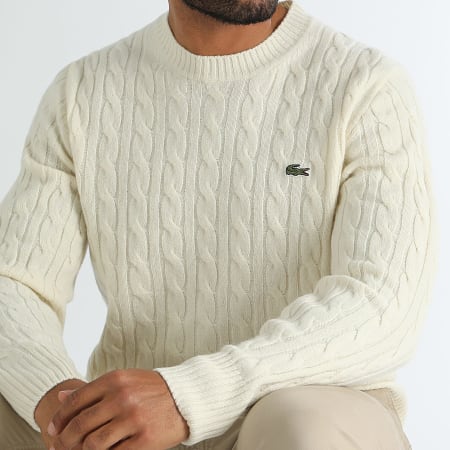 Lacoste - Klassieke Sweater met Krokodillen Geborduurd Logo Ecru