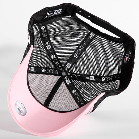 New Era - Casquette Trucker 9Forty NY 70874041 Rose Noir