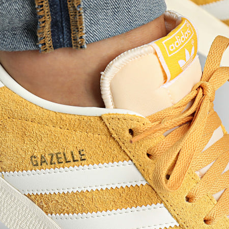 adidas gazelle silver green womens adidas Gazelle Indoor Crew / Yellow – JD Sports main image 0
