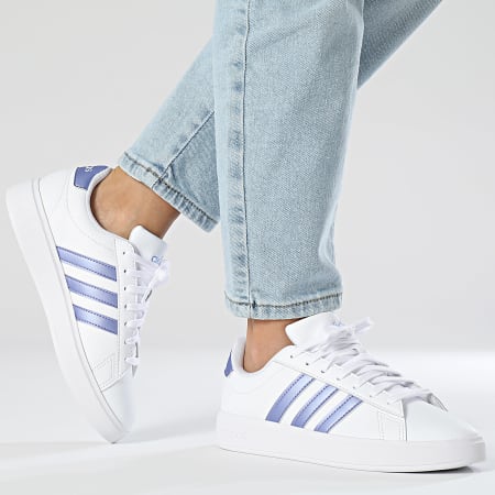 Grand Court 2.0 IG9247 Cloud White Blue Spark Metallic Blue Spark Scarpe da ginnastica da donna