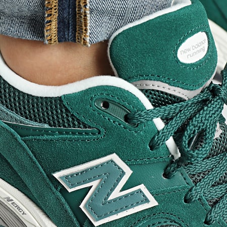 Baskets 2002R M2002RPH Dark Green