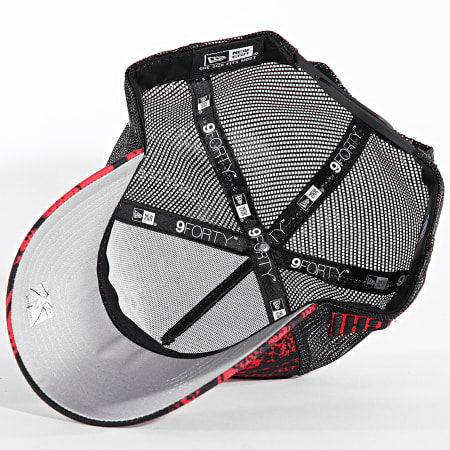 New Era - Chicago Bulls 9Forty Trucker Cap 60582260 Zwart Rood