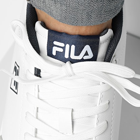 Fila - Courtbay Zapatillas FFM0365 Blanco Fila Azul marino