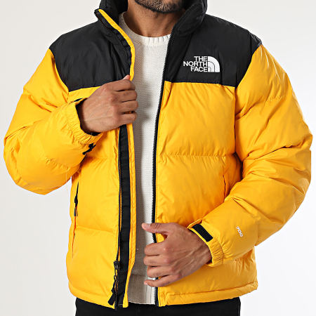 The North Face - Doudoune Capuche Retro Nuptse 1996 A3C8D Jaune Noir