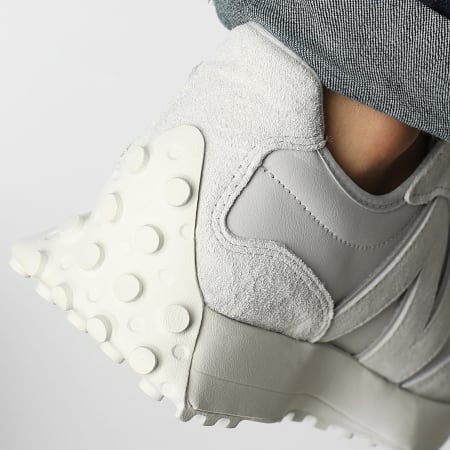 New Balance - Baskets 327 U327LQ Grey Matter